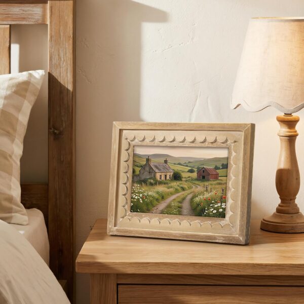 Wavy Edge Wooden Art Frame Style